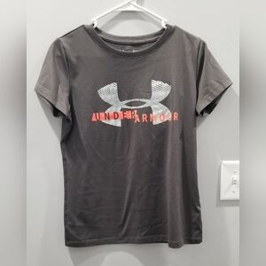 Under Armour Heat Gear Shirt. Small